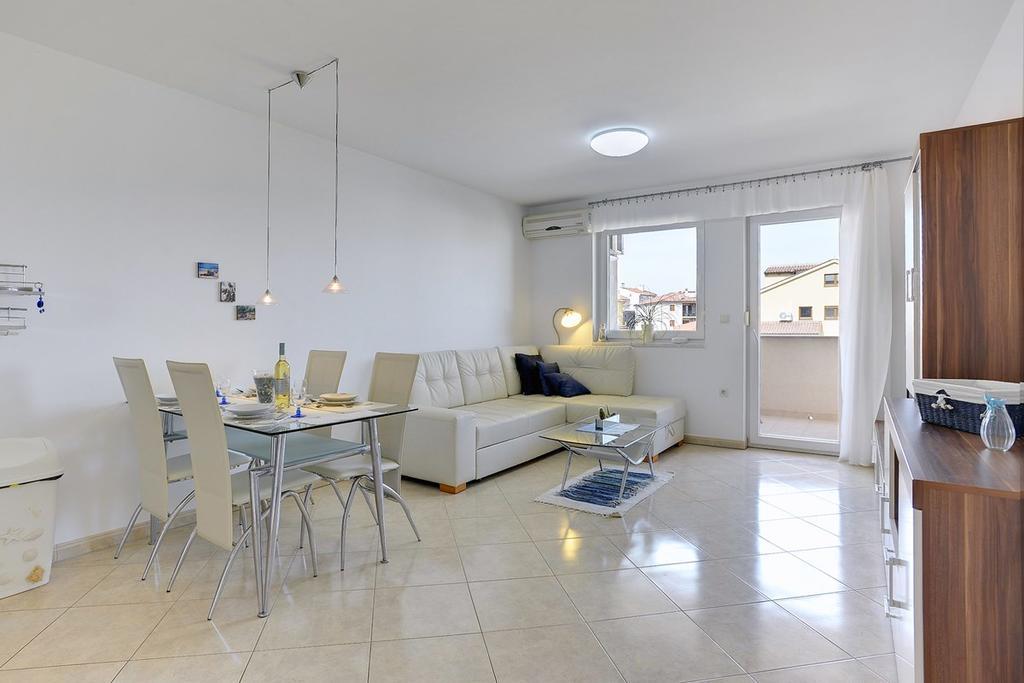 Apartment Frlan Лижнян Экстерьер фото
